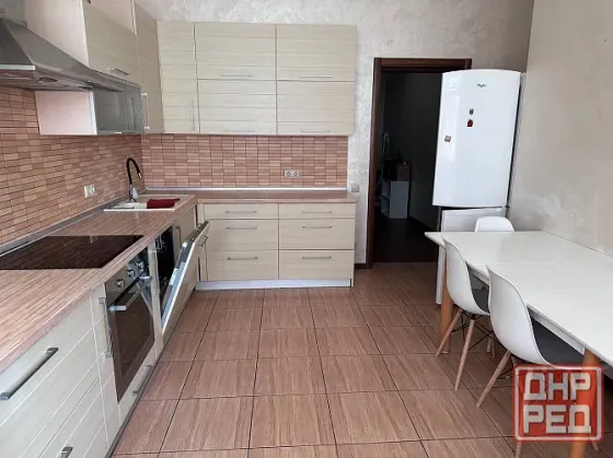 Срочная продам 3к.кв 120 кв м новострой Замковый Донецк