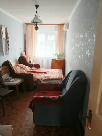 Продам 2-х комнатную Калининский район Донецк