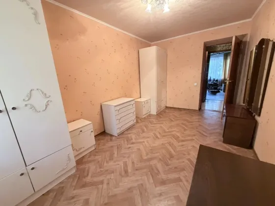 Продам 3х комн кв в Киевском районе Шахтерская площадь Донецк