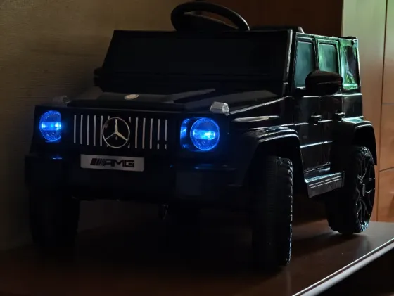 Детский электромобиль Mercedes-Benz. Макеевка