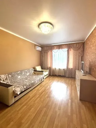 Сдам двухкомнатную квартиру Донецк
