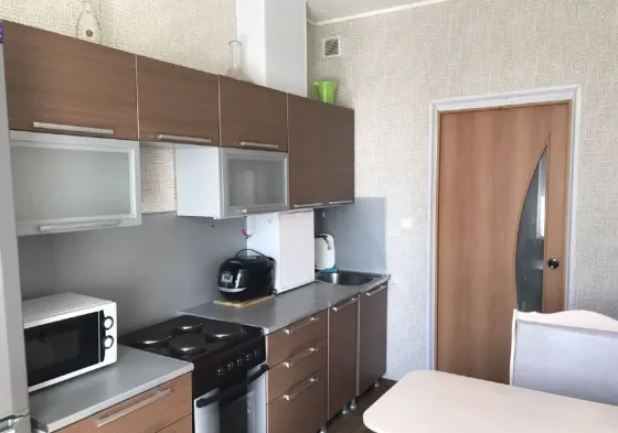 Сдам однокомнатную квартиру, проспект освобождения донбасса. 4 этаж Донецк