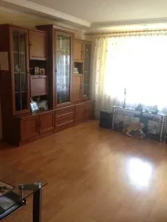 Продажа 2-комнатной квартиры площадь Ленина Донецк