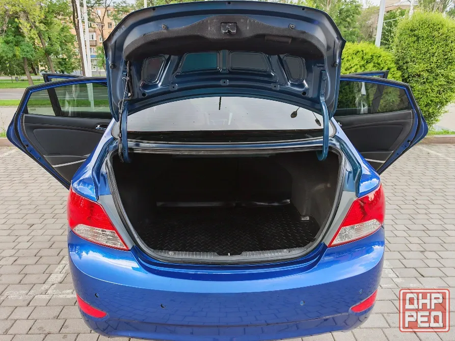 2012 Hyundai Solaris 1.6 автомат Донецк - изображение 8