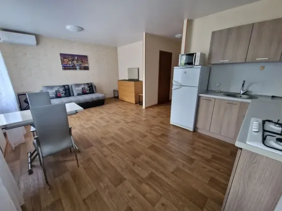 в офис ехать не нужно!Сдам 1к кв с постоянной водой ( накопитель) Набережная. Гостиница Рамада. Ан Донецк