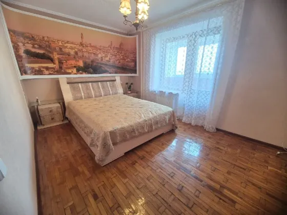 Продаётся 3х- ком. комфортабельная квартира ул. Урицкого, д. 116 Мариуполь
