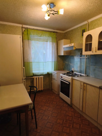 Продам отличную 2к кв Азотный Донецк
