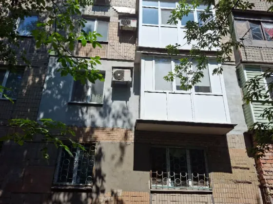 Продам1к с ремонтом Донецк