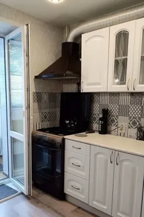 Сдам однушку Мариуполь