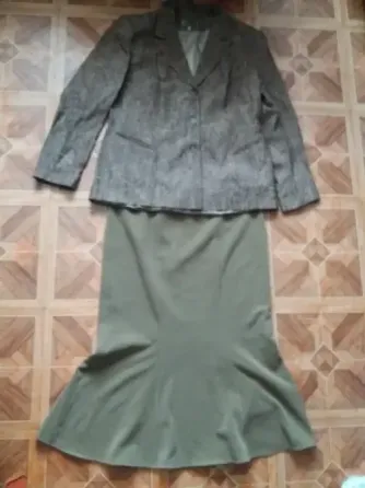 очень срочно продам костюм женский юбка жакет р. 54 xxl Донецк