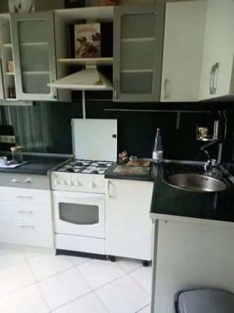 Срочно продам 3 комнатную чешку Широкий Донецк