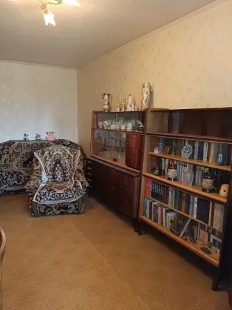 Продам 2-х комнатную Киевский исполком Донецк