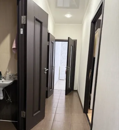 Сдаю 2-к квартиру в Калининском р-не, ориентир Грузия. Донецк