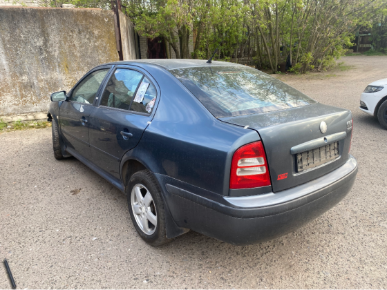 Разбор Skoda Octavia Донецк