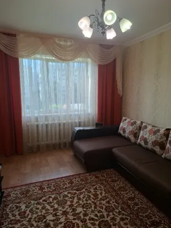 м-н Широкий, 2к. кв-ра, отличное состояние, 7/10, ул. Козыря Донецк