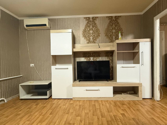 Сдам посуточно двухкомнатную квартиру Донецк