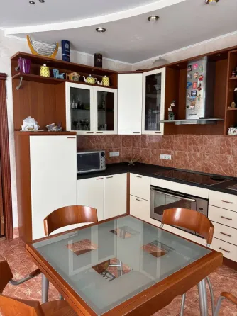 Продажа отличной 4-х комнатной квартиры Ворошиловский район Донецк