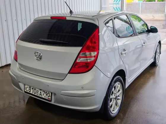 2010 Hyundai i30 1.6 автомат Донецк