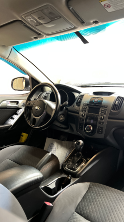Kia Cerato, 2010г, 1.6 AT, 151т пробег Донецк