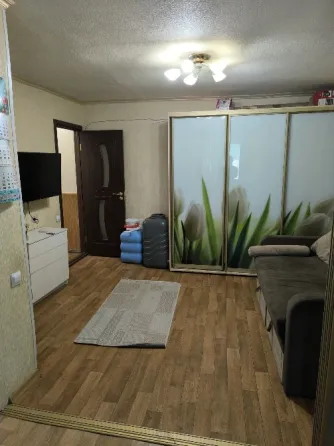 Продам 1 ком кв Калининский рн Хлюпина Донецк