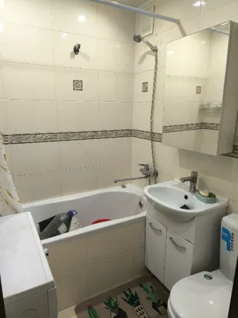 Продам 1 ком кв Калининский рн Хлюпина Донецк