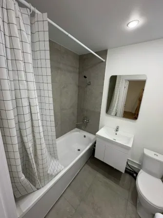 Сдаю 1-к квартиру 46м² в Пролетарском р-не, улица Щетинина. Донецк