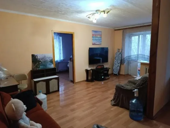 Продается 2х. комн. Областная травматология Донецк