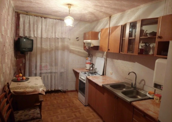 Цена снижена! Продажа 3х комнатной квартиры в городе Ясиноватой, 3-ий микрорайон Ясиноватая