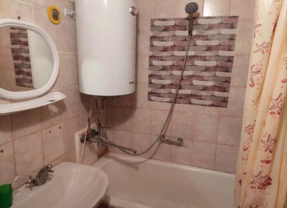 Цена снижена! Продажа 3х комнатной квартиры в городе Ясиноватой, 3-ий микрорайон Ясиноватая