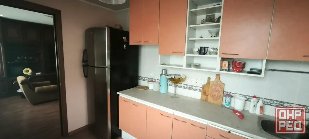 Продается просторная добротная 4-хкомнатная квартира в Калининском районе! По пр-ту Ильича ! Донецк - изображение 5