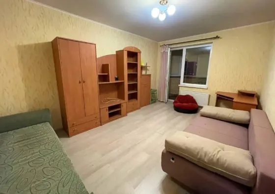 Сдам уютную однокомнатную на ул. Киевский район, пер. Россини. Донецк