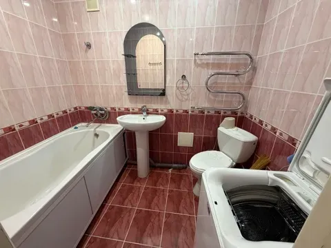Продам 3-х комнатную квартиру в Донецке Донецк