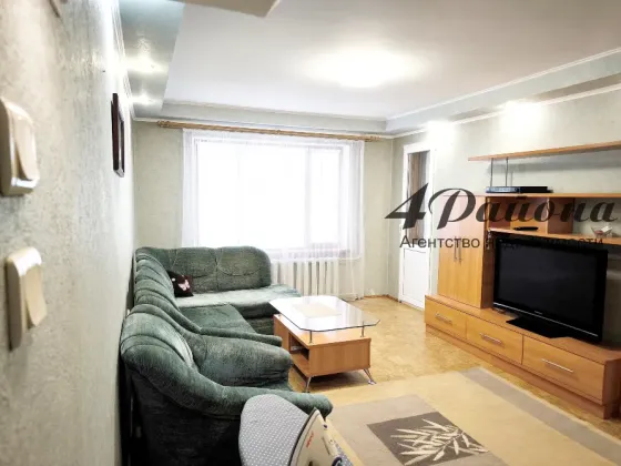 Продам Квартира 3х комн + Участок Луганск