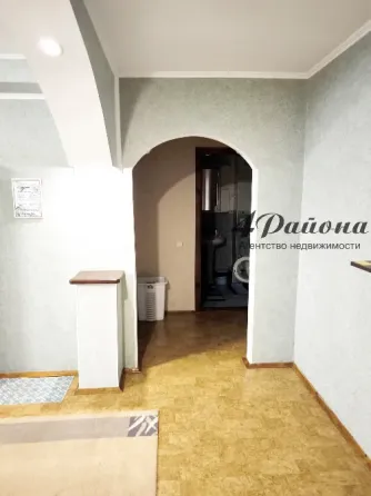Продам Квартира 3х комн + Участок Луганск