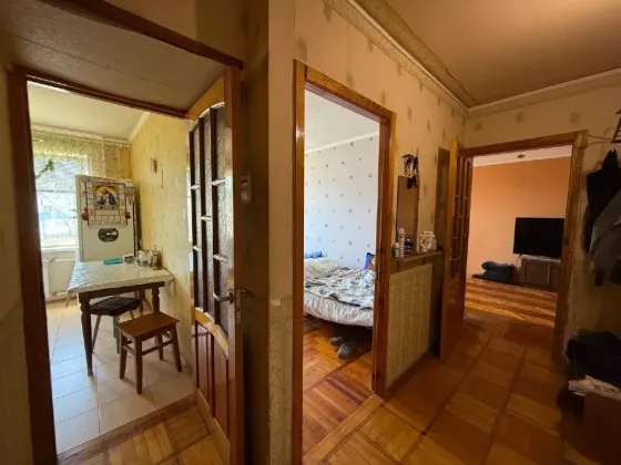 Продаётся 2-х комн.квартира 45,5 кв.м. Мариуполь