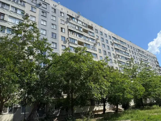 Продаётся 2-х комн.квартира 45,5 кв.м. Мариуполь