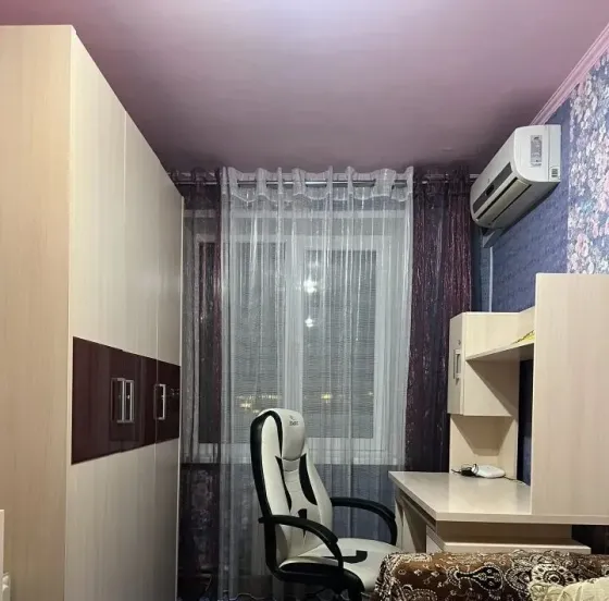 Сдам на длительный период двухкомнатную квартиру в калининском районе на бульваре шевченко Донецк
