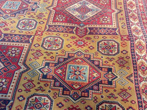 Большой красивый шерстяной ковер 2,5м х 3,5м. Короткая ворса. Производство Германия. Донецк