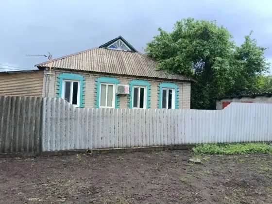 Продается дом пос. Пушкинский г. Снежное Снежное