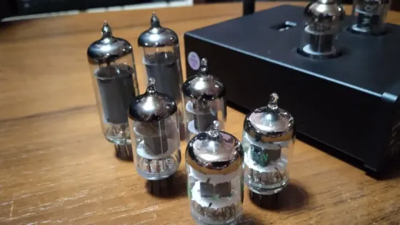 Продам лампочый предусилитель hi-fi Макеевка