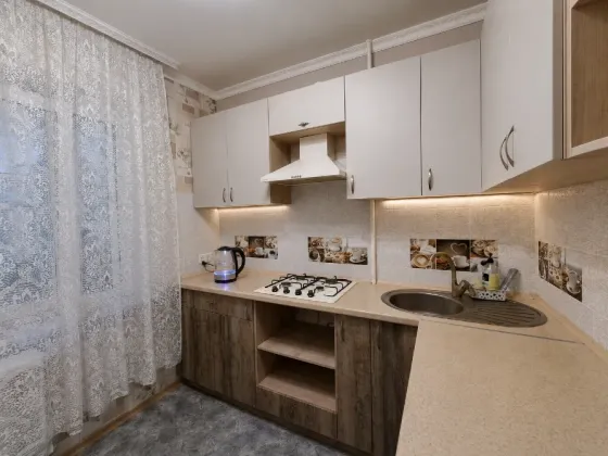 Продам 2-квартиру. Новый капитальный ремонт. Чешский проект. Донецк