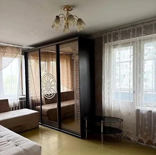 Продам 2к.кв. Кировский р-н. мкр. Текстильщик. Ориентир ост.шахта 19. ул.Петровского. Донецк