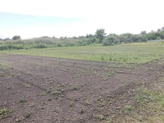 Продам недостроенный дом на участке ижс Донецк