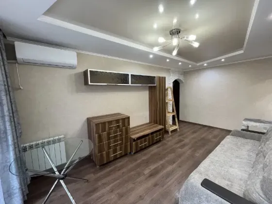 Сдается 3 - х комнатная квартира, ул. Литке Донецк