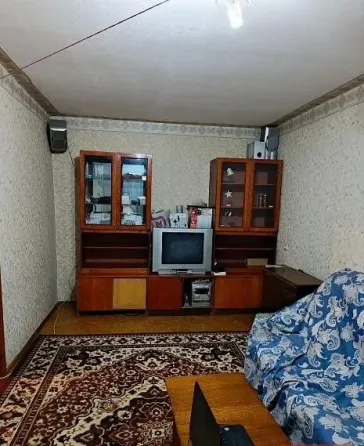 Продается 2-х комнатная квартира ,ул. Петровского дом 123 б Донецк