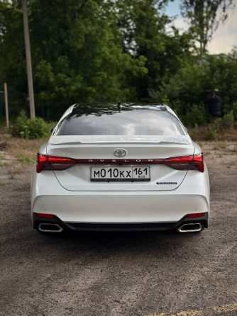 Продам Toyota Avalon Донецк