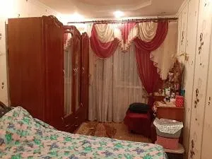 Сдам трех комнатную квартиру по улице Заворуева Мариуполь