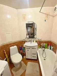 Сдам трех комнатную квартиру по улице Заворуева Мариуполь