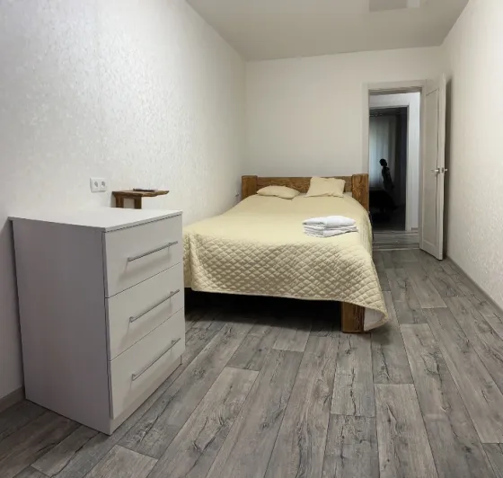 Предлагается в аренду 1-комн. квартира 36м² в Буденновском р-не, Донской Донецк