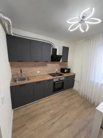 Сдаю 1-к квартиру 46м² в пролетарском р-не Донецк